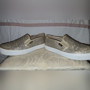 Women's slip on sneakers